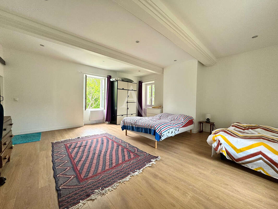 Maison à LE MOLAY-LITTRY