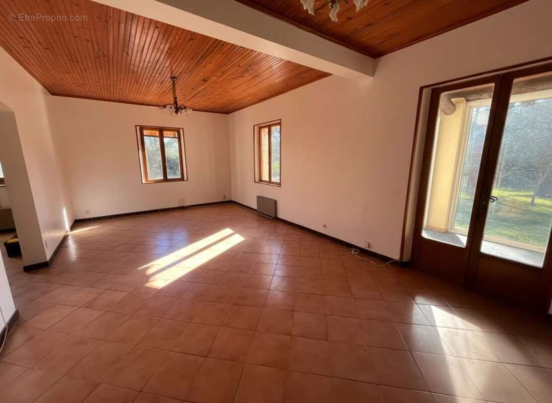 Maison à MERINDOL