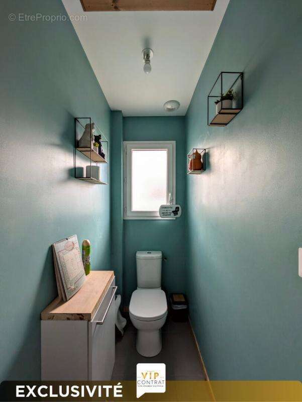 Maison à BRIZAMBOURG