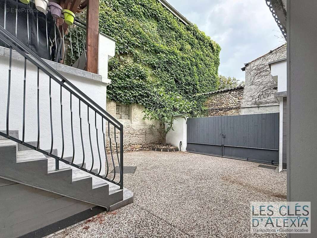 Maison de ville Vernaison Centre 180m² - photo 6