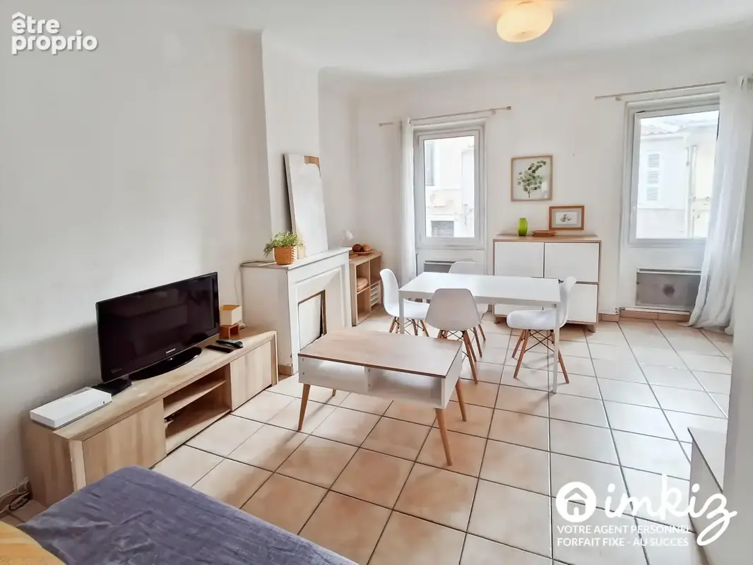 Appartement à MARSEILLE-5E