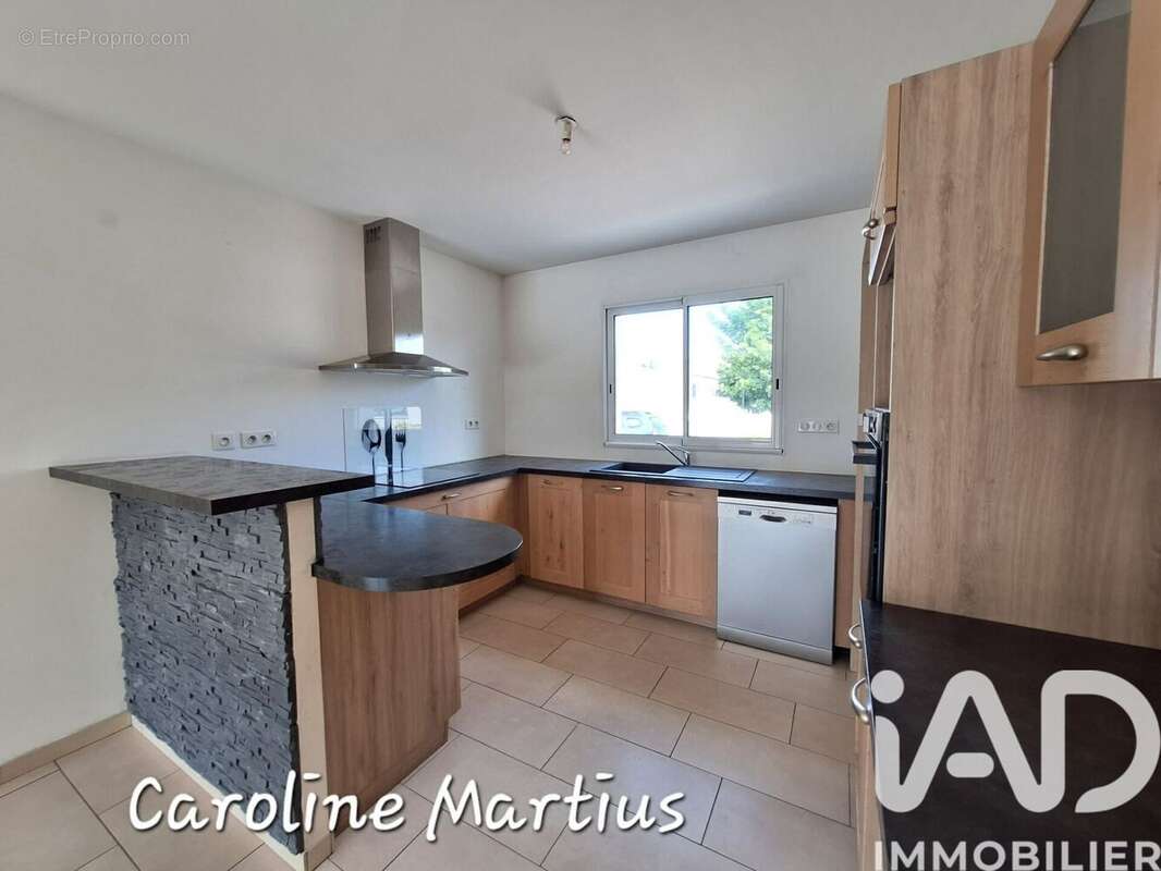 Maison 120 m² à Saint-Ouen-D'aunis  - photo 4