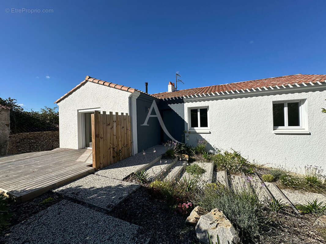 Maison à LE POIRE-SUR-VIE