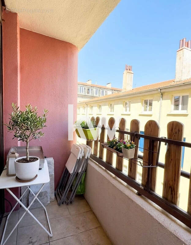 Appartement à SAINT-ETIENNE