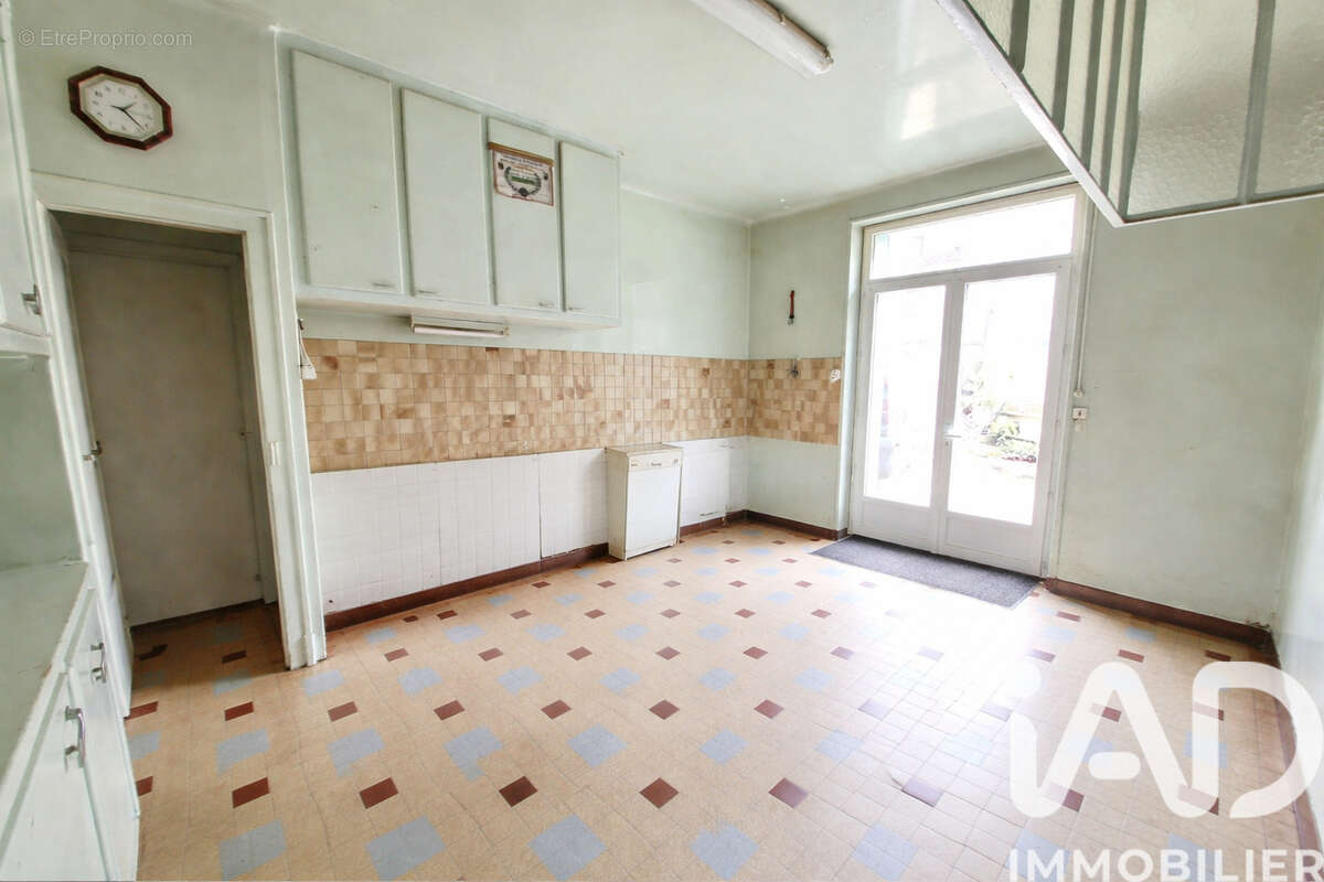 Appartement 395 m² à Sully-Sur-Loire  - photo 9