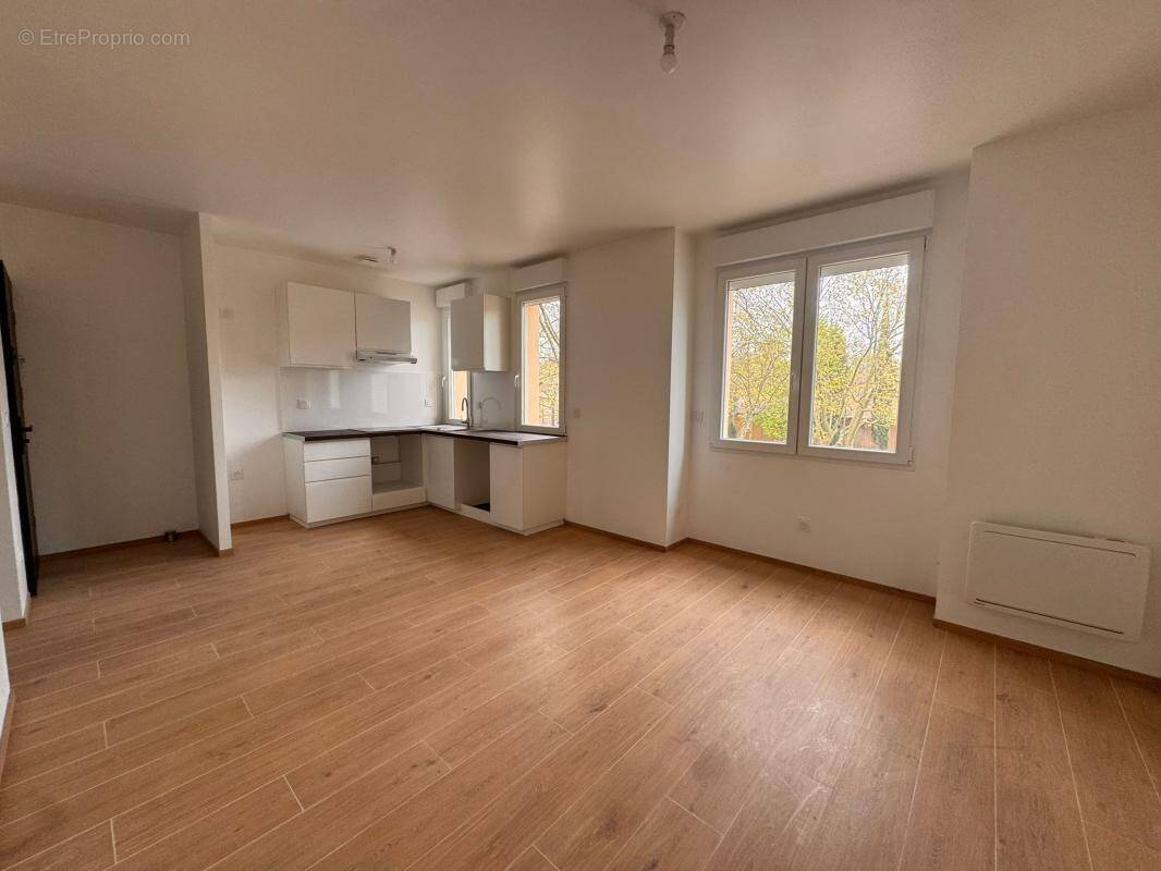 Appartement à AUBERVILLIERS