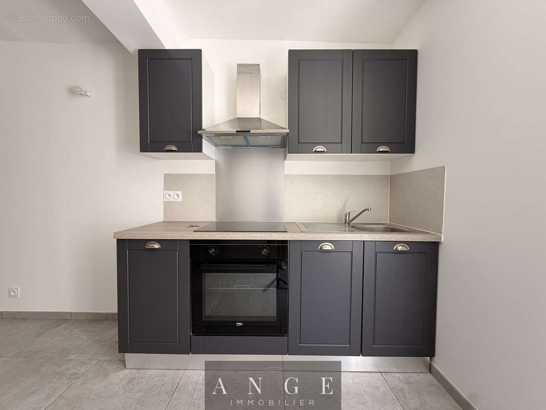 Appartement Type 1 La Farlède centre - photo 3