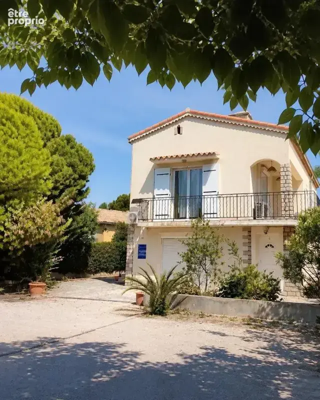 Maison de 9 pièces de 246 m² à Velaux - photo 4