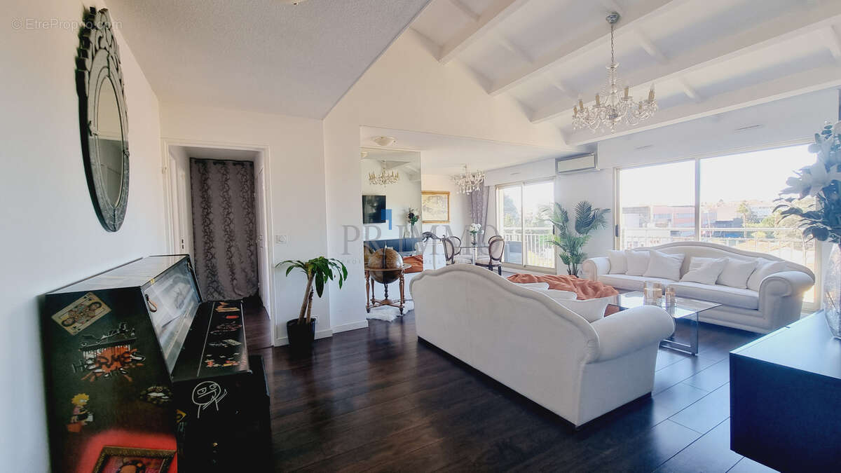 Appartement à SAINT-RAPHAEL