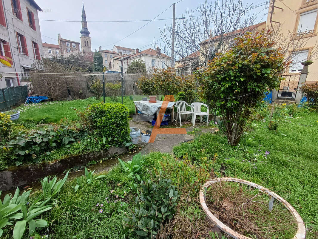Appartement à SAINT-ETIENNE