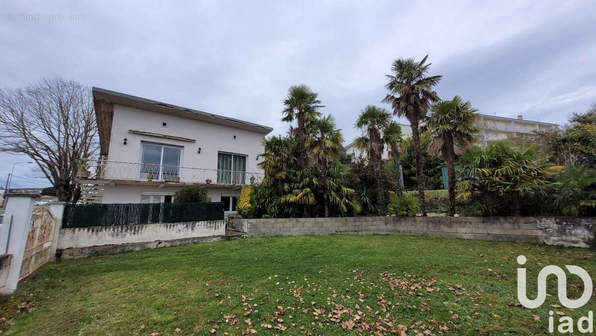 Photo 3 - Maison à SAINTES