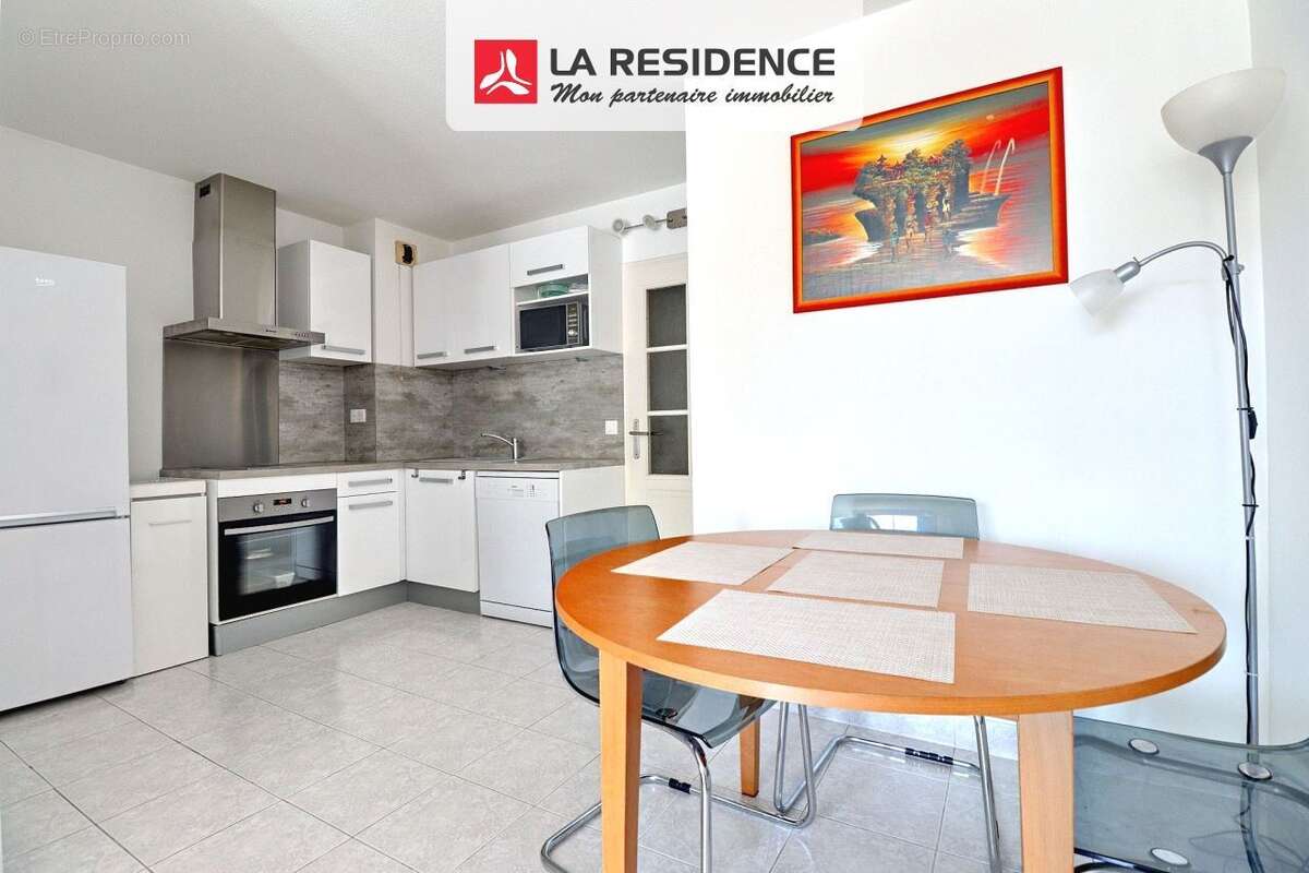 Appartement 35 m² à Saint-Raphael  - photo 2