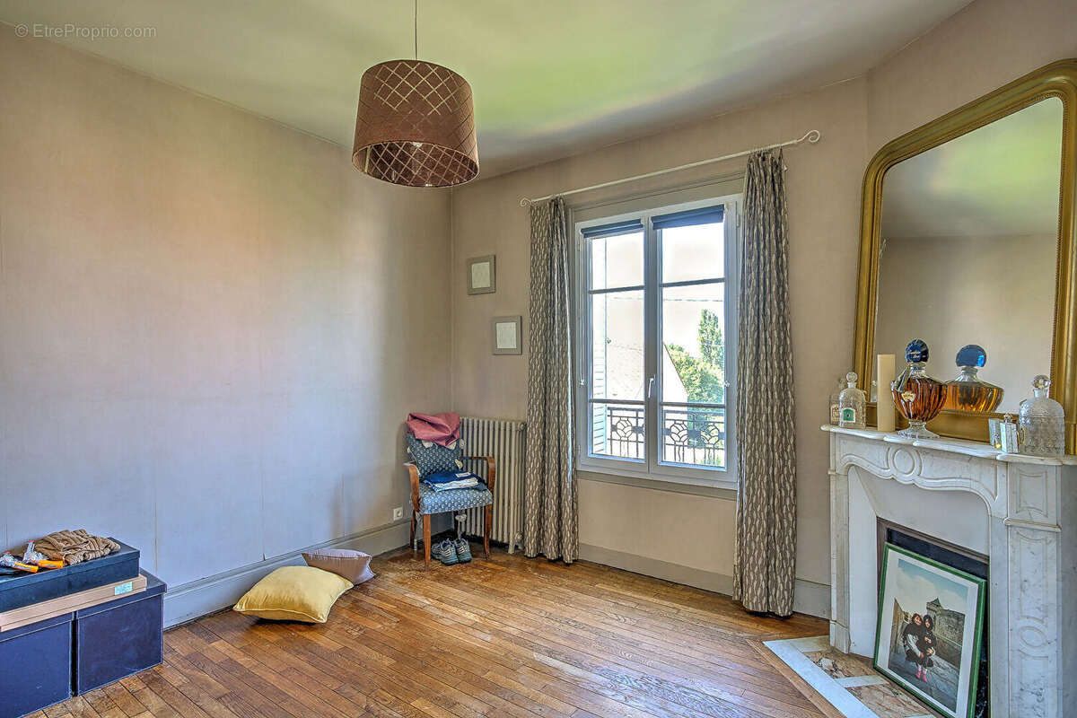 Maison à SUCY-EN-BRIE