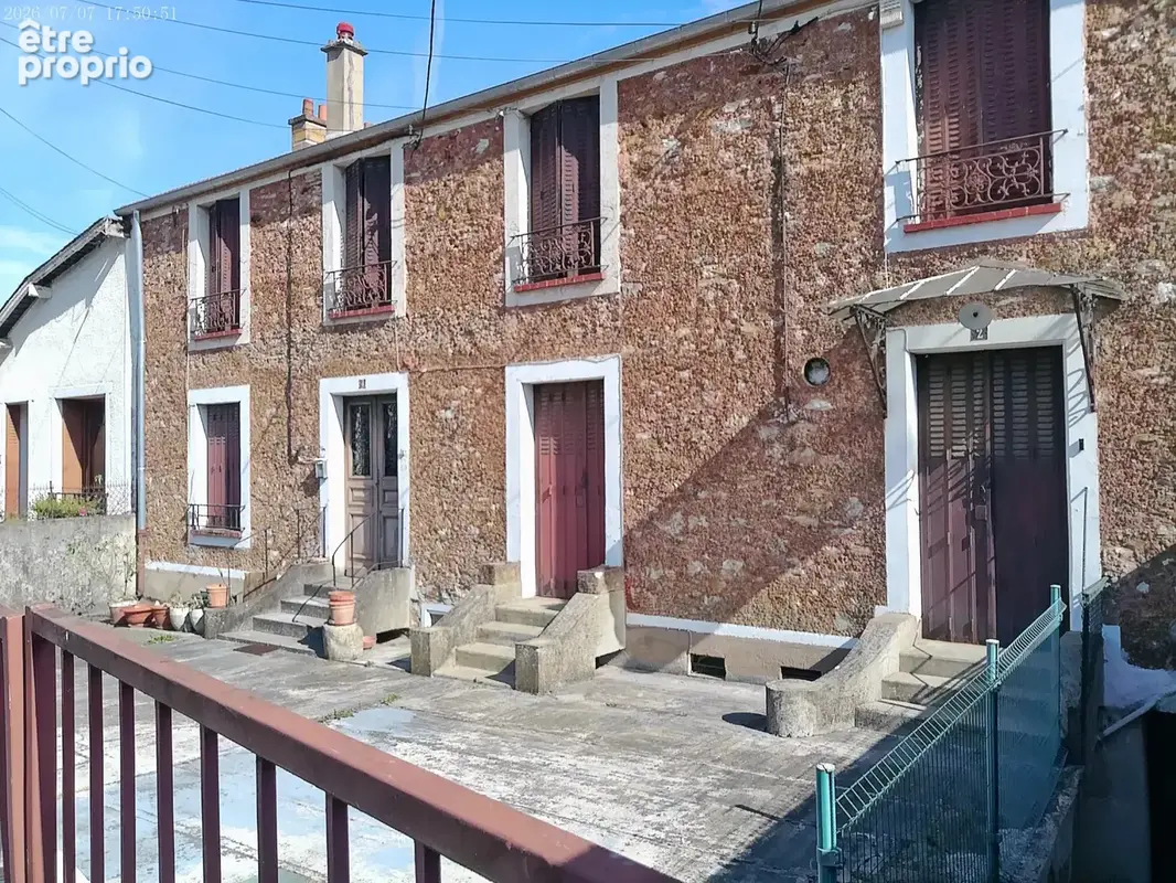 Appartement T3, jardin, cave et dépendances - photo 16