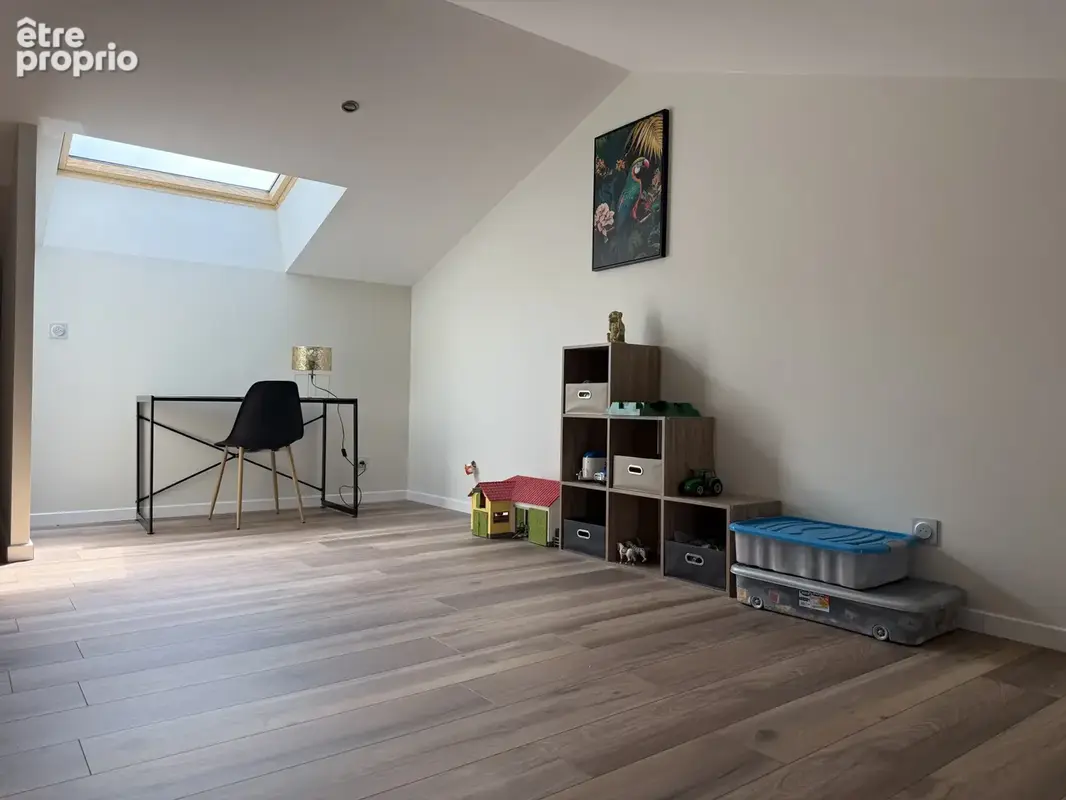 Superbe Maison en Pierre   Entièrement Rénovée   6 Chambres   Piscine   124 m2 de Garage & Ateliers   Terrain - photo 31