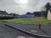 Terrain à ARNAC-POMPADOUR