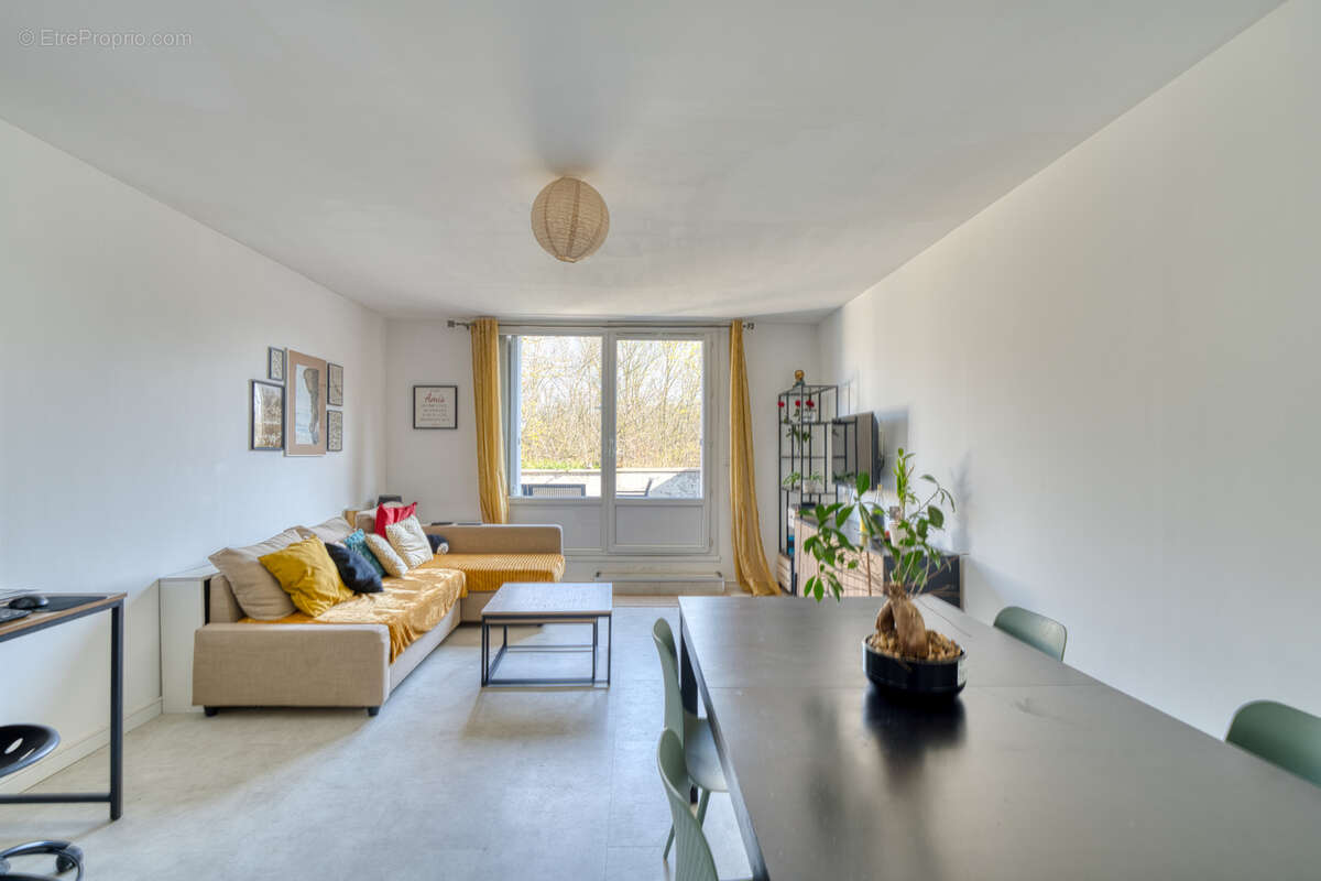 Appartement à VILLEFONTAINE