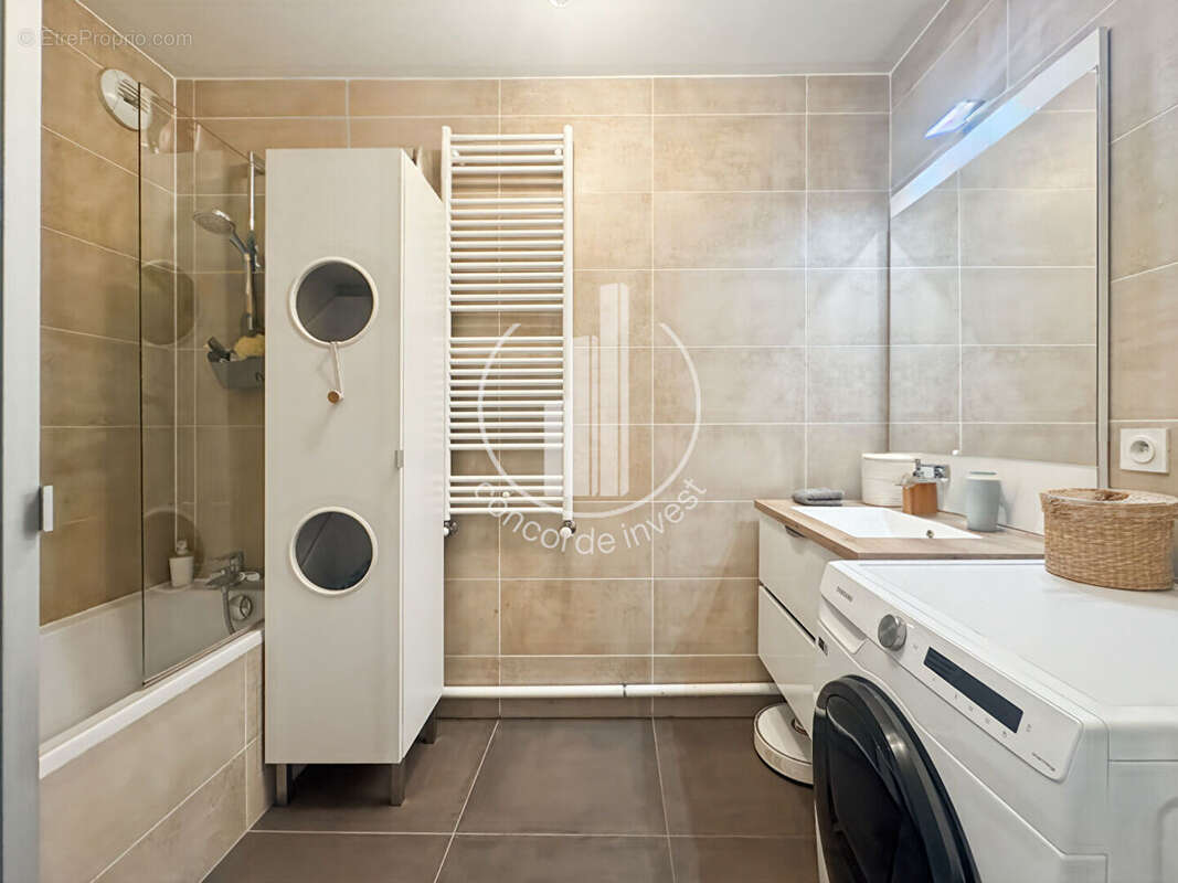 Appartement à ASNIERES-SUR-SEINE