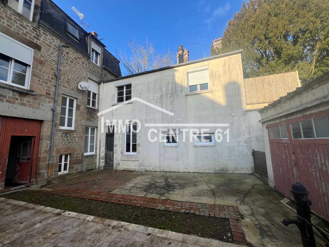 Maison à LA FERTE-MACE