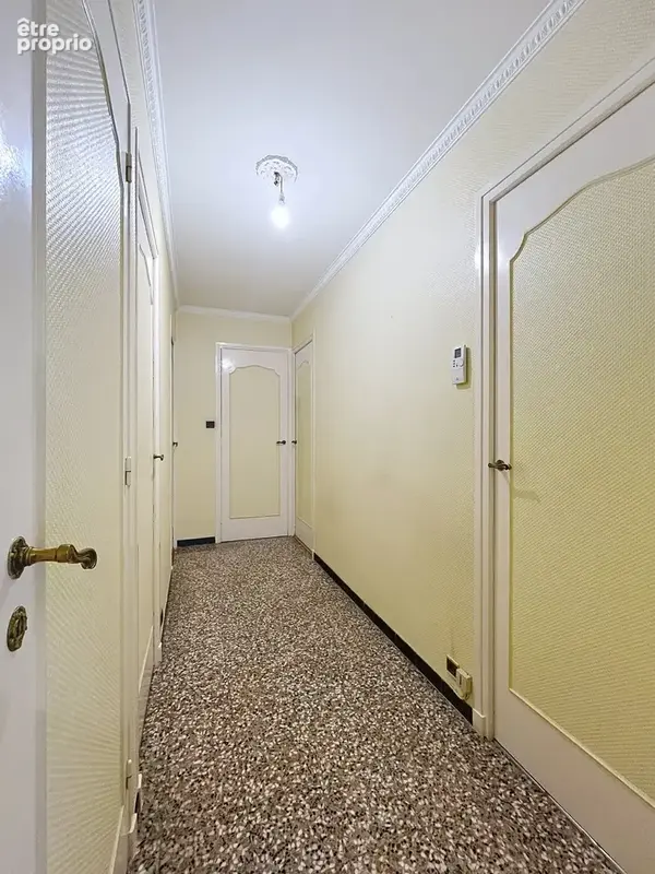 T4 73 m2 traversant   Grand balcon   3 chambres   Proche campus - photo 10
