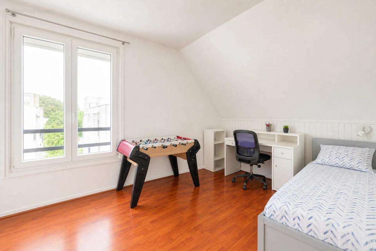 Duplex lumineux de 106 m² loué à Sannois - photo 13