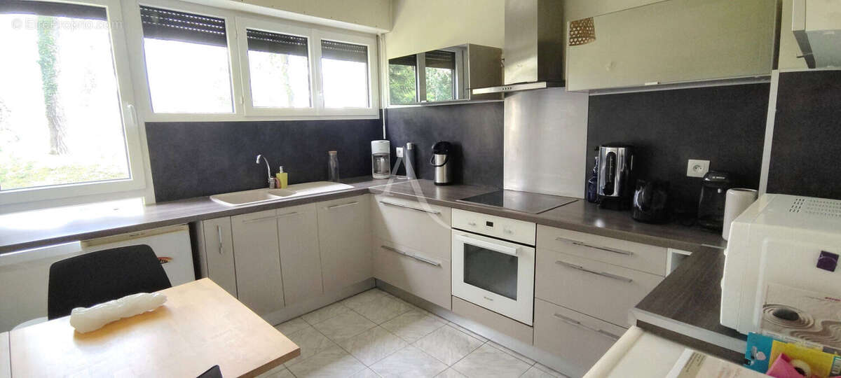 Appartement  4 pièce(s) 79m² Les Ulis - photo 4