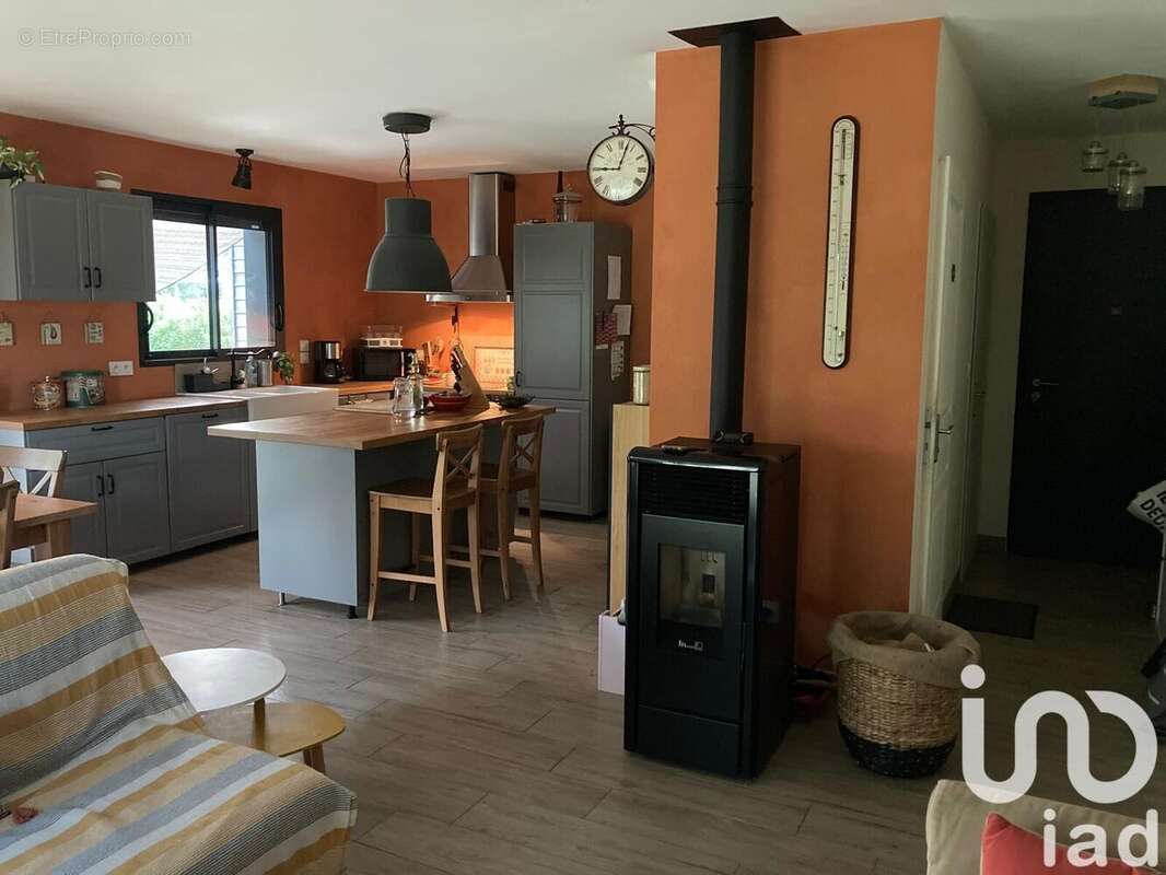 Maison 83 m² à Granges-Sur-Lot  - photo 5