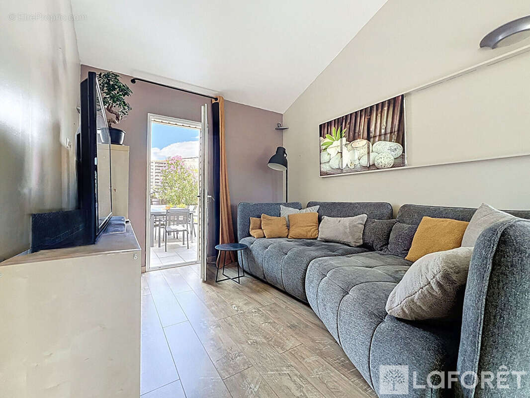 Maison à MONTREVAULT