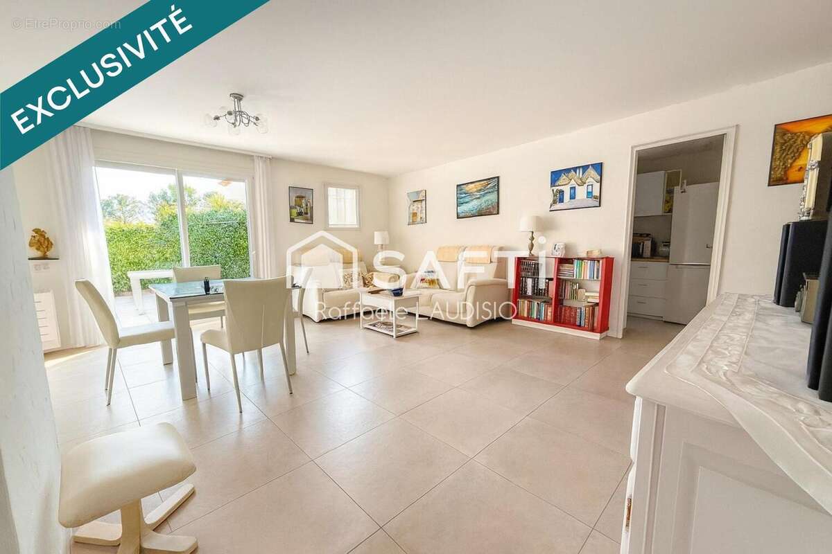 Photo 5 - Maison à FREJUS