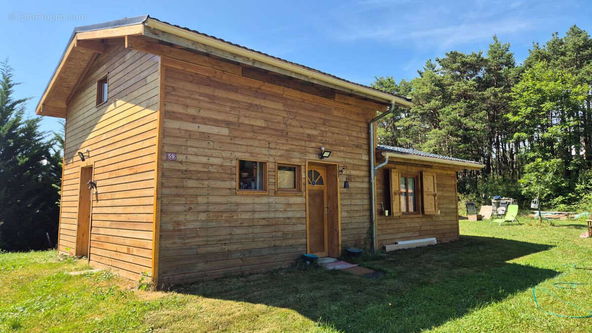 Maison à LA SALLE-EN-BEAUMONT