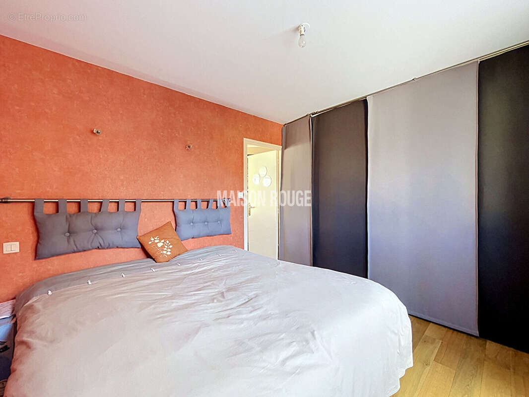 Immeuble d'exception avec roof-top, trois appartements au coeur du val-andre - photo 11