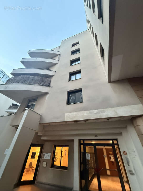 Appartement à PARIS-19E