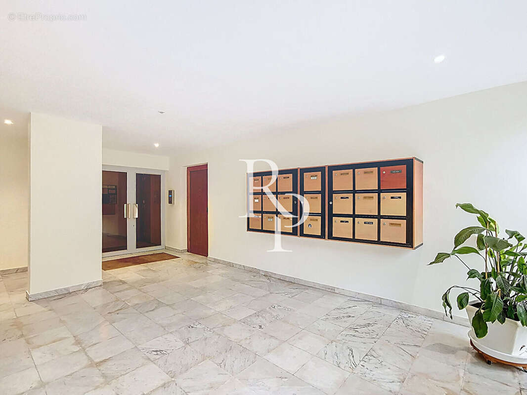 Appartement à TASSIN-LA-DEMI-LUNE
