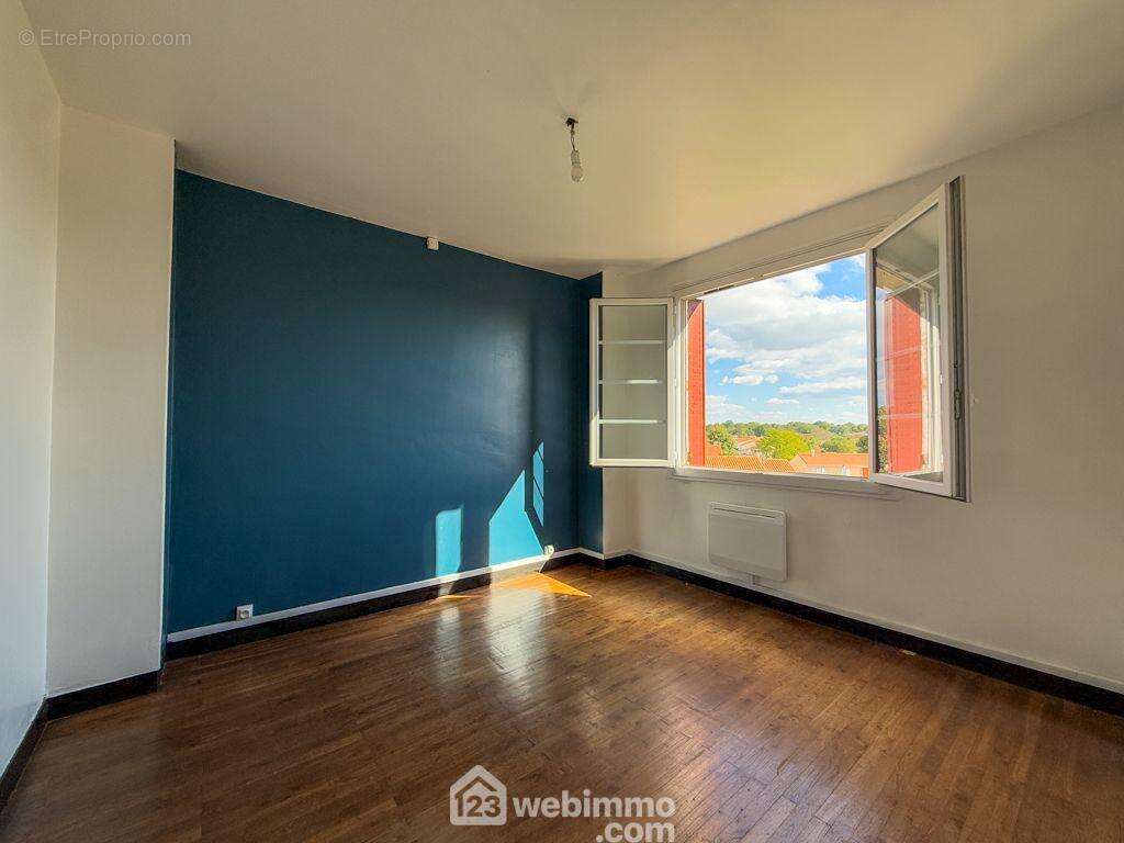 des ouvertures PVC et double vitrage. - Maison à LA CHATAIGNERAIE