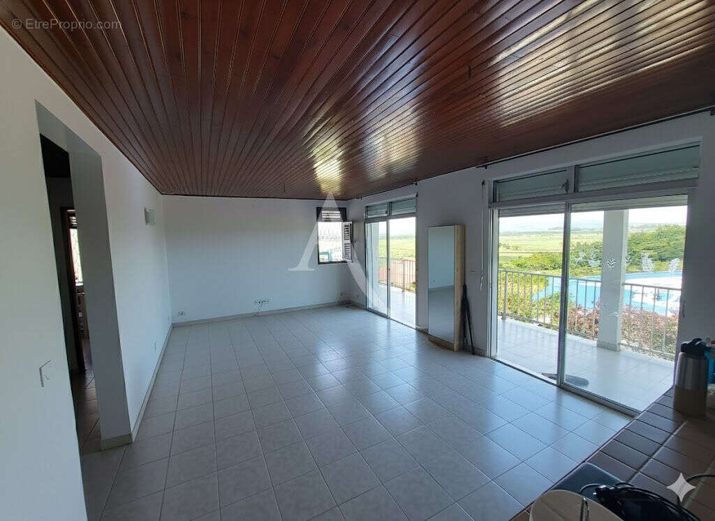 Maison à RIVIERE-SALEE