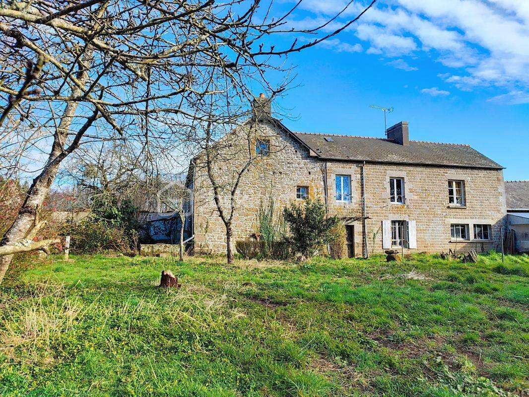 Maison à SAINT-MARC-LE-BLANC