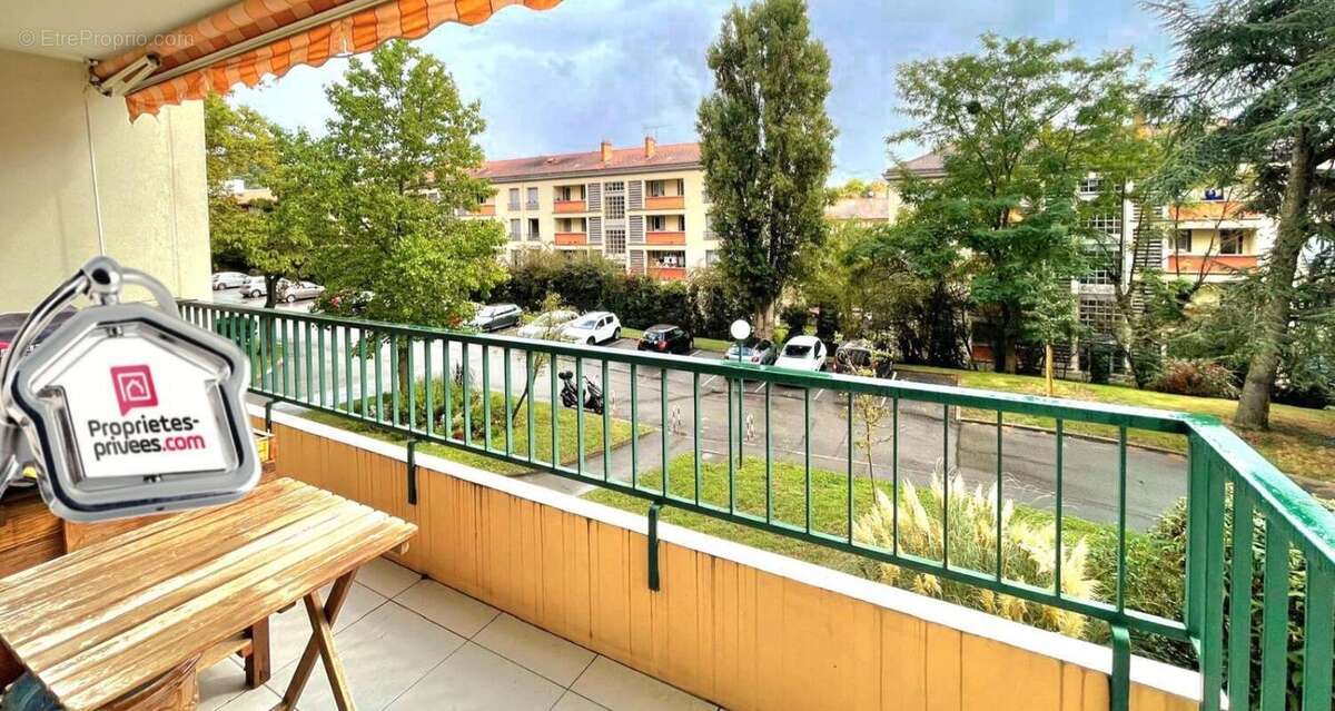 Appartement à LA MULATIERE