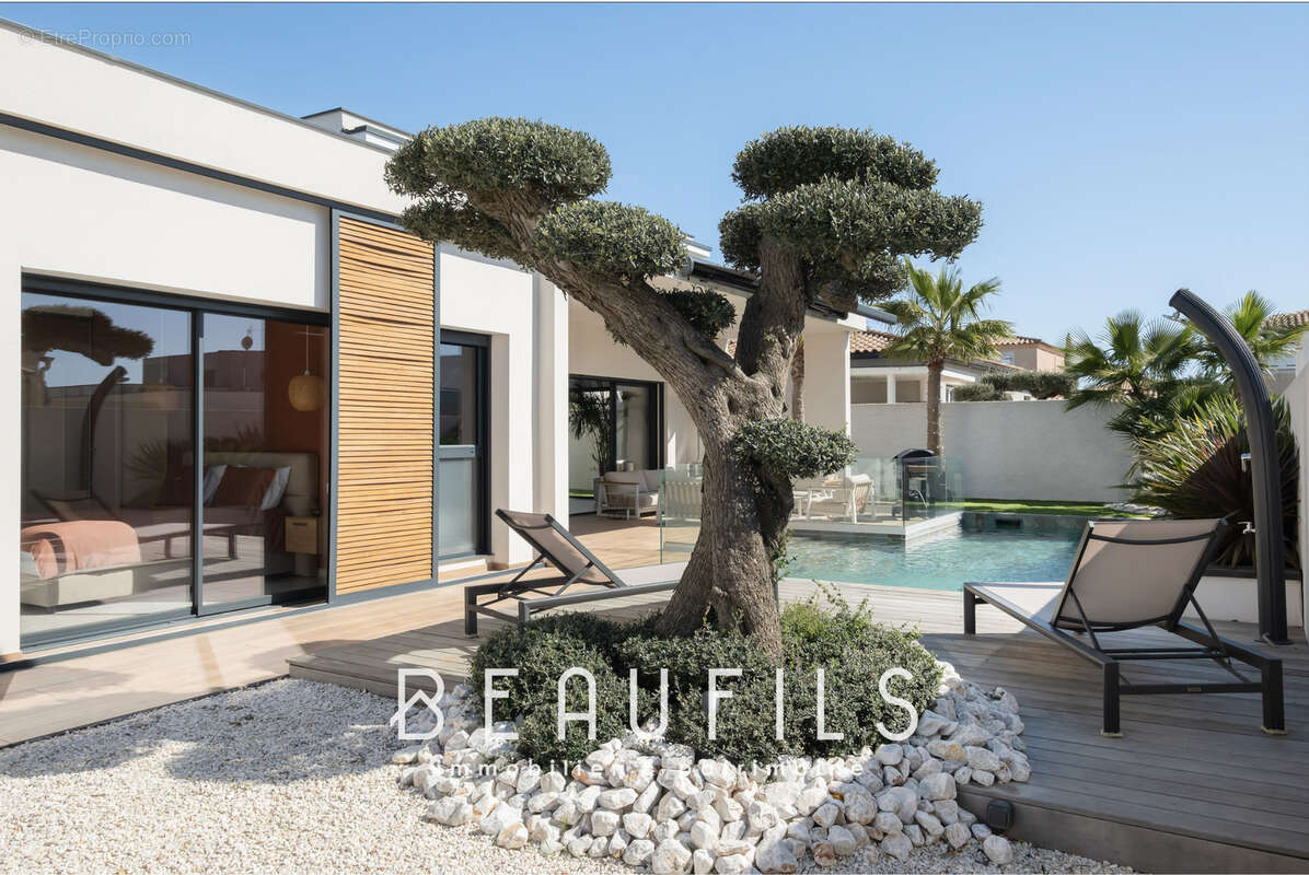 Vias - Villa californienne meublée à 8 minutes des plages - photo 13