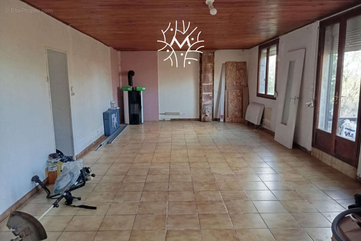 Maison à BERTONCOURT