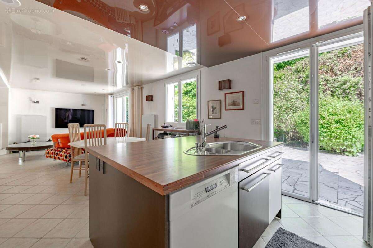 Maison à SOISY-SUR-SEINE