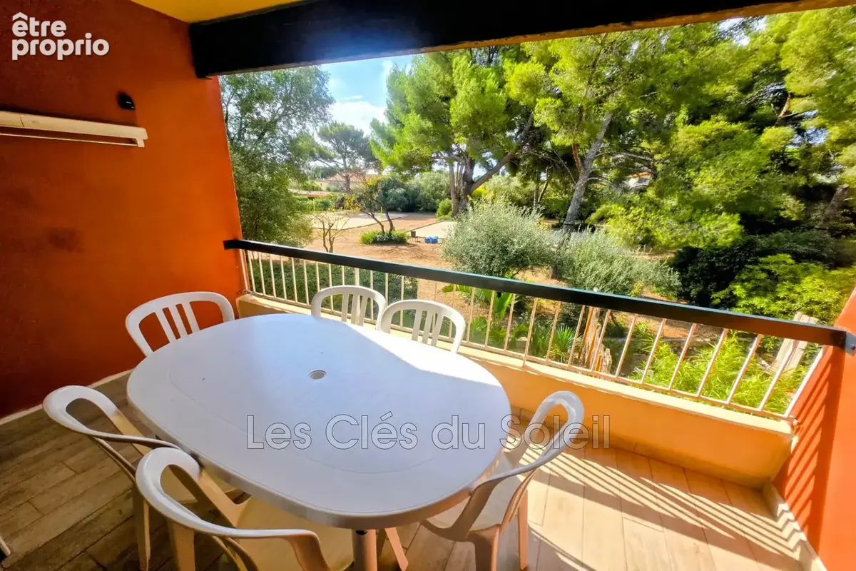 Photo Appartement à Bandol au prix de 282 000€