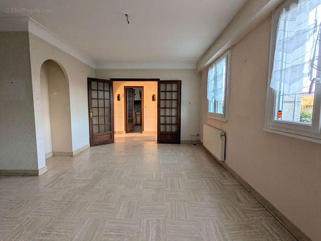 Maison à PLOUGONVEN