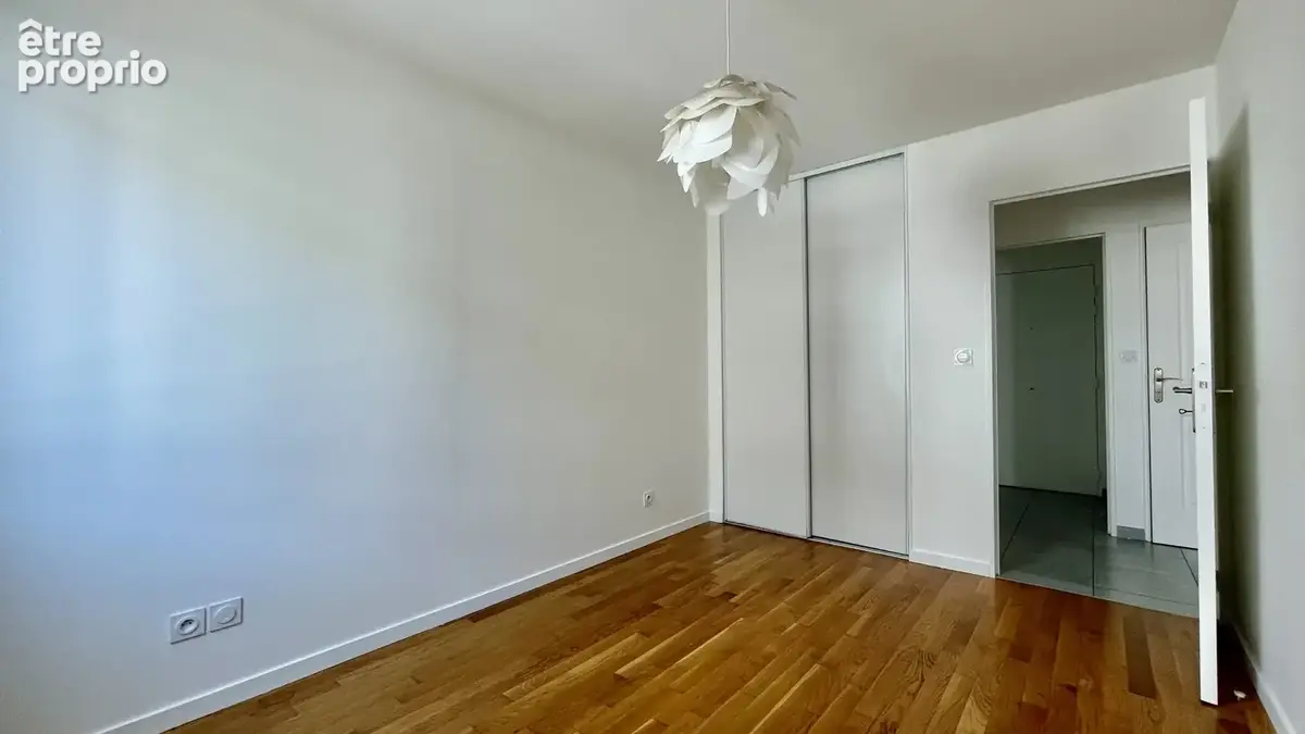 T3 de 69 m2 avec balcon et garage   Résidence récente - photo 6