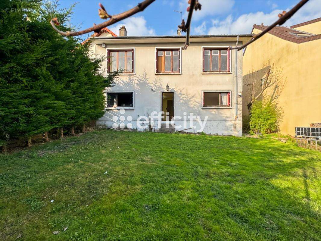 Maison à ROSNY-SOUS-BOIS