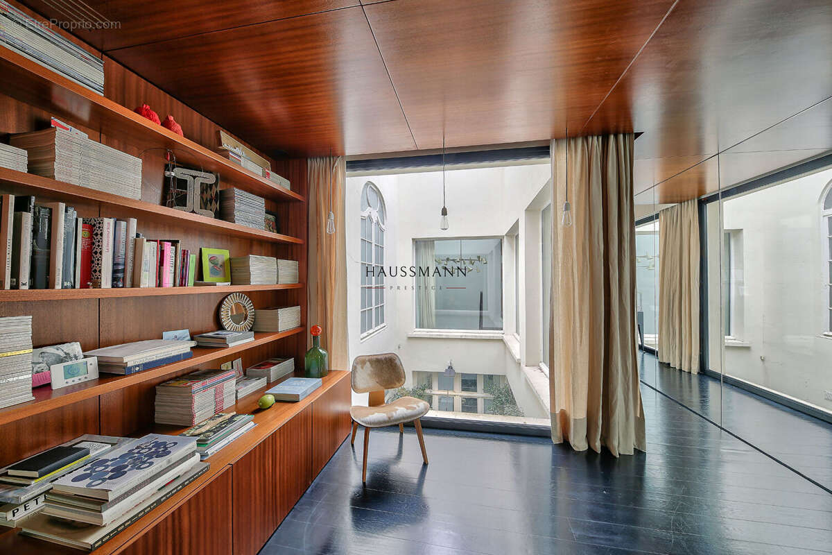 Appartement à PARIS-18E