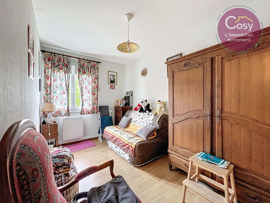 Maison à VIC-SUR-AISNE