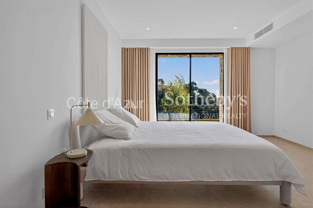 Maison à ROQUEBRUNE-CAP-MARTIN