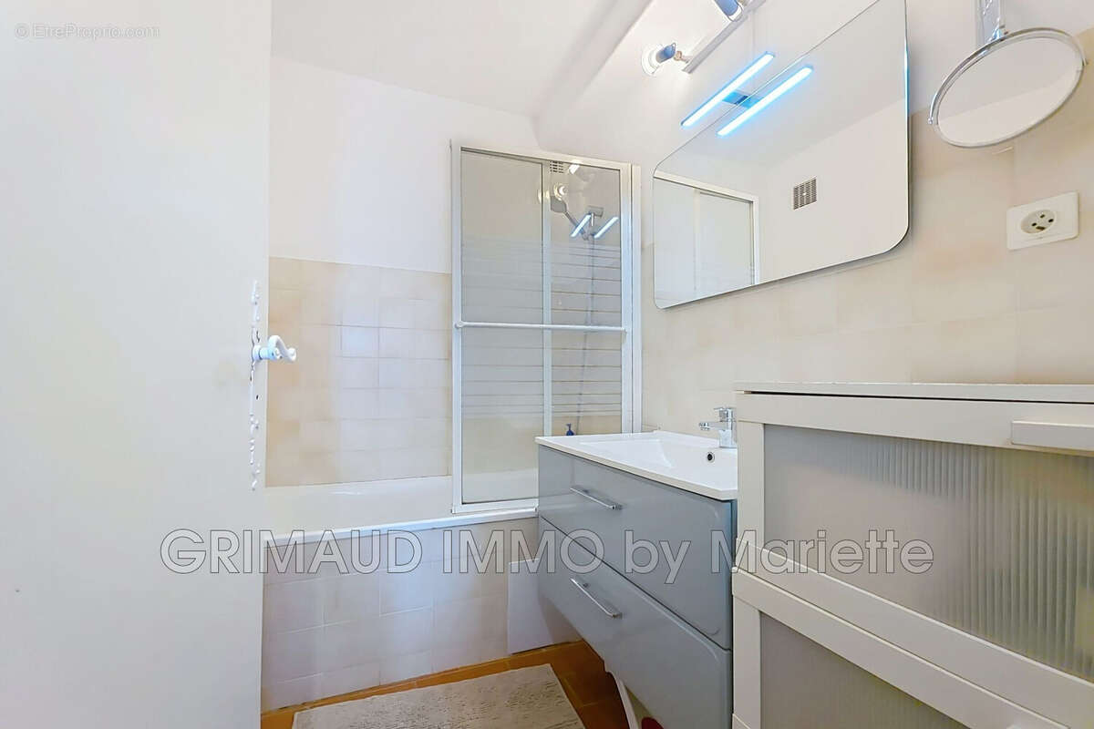 Appartement 37 m² à Grimaud  - photo 6