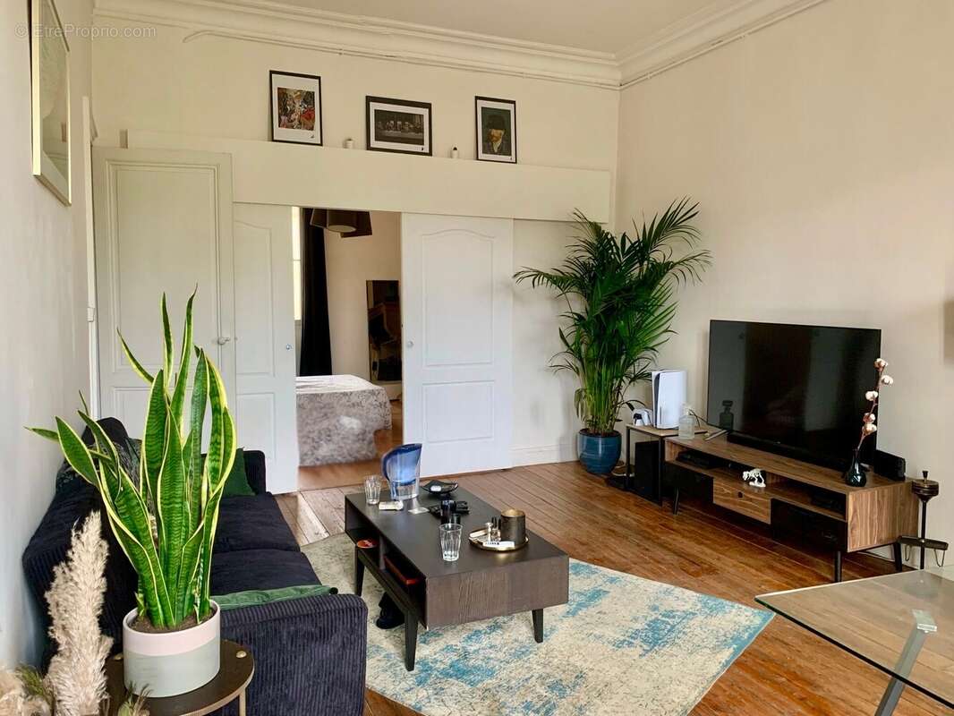 Appartement à BORDEAUX