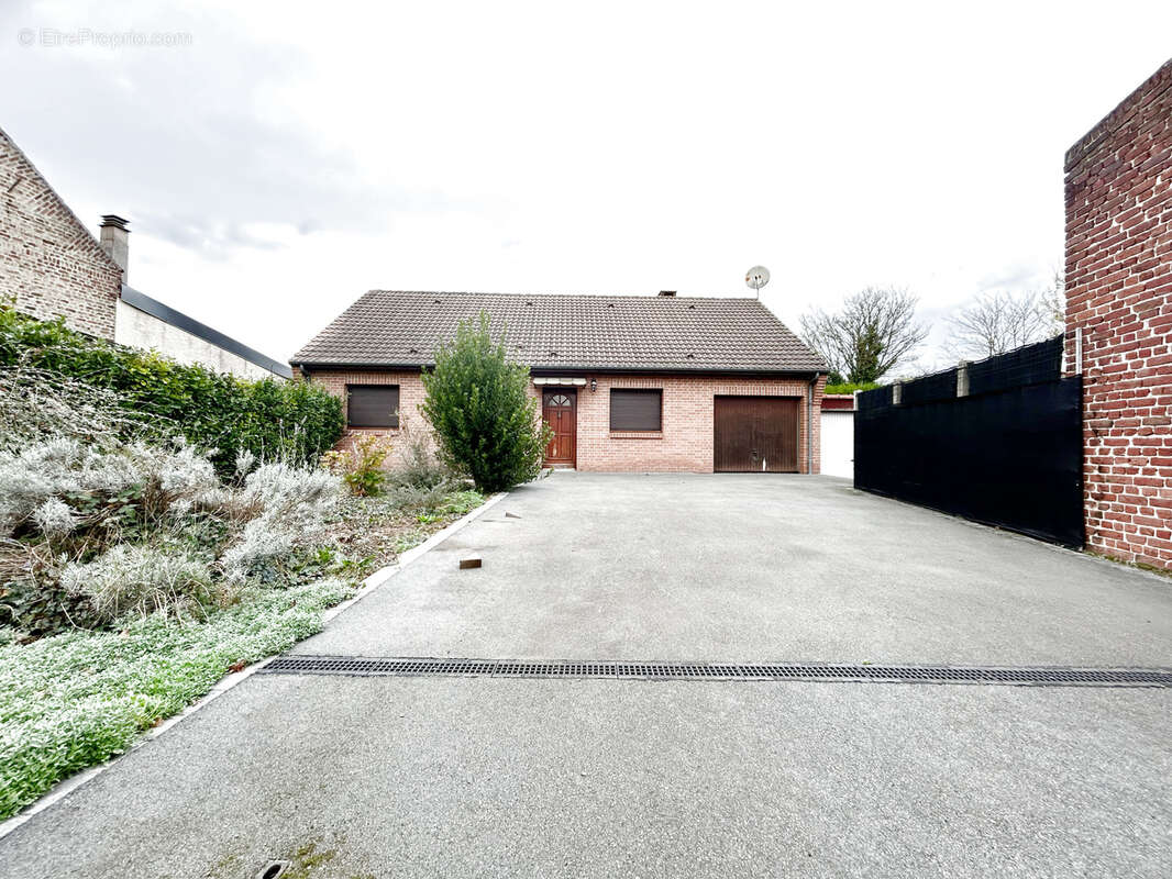 Maison à HENIN-BEAUMONT